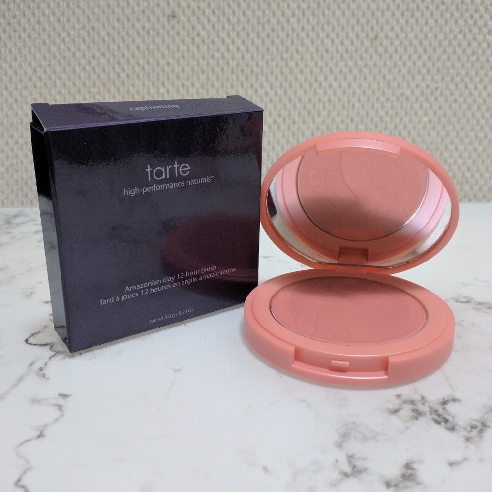 tarte Amazonian Clay 12 Hour Blush in Captivating - Picture 2 of 4